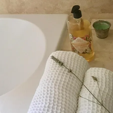 Les Didascalies Bed and Breakfast