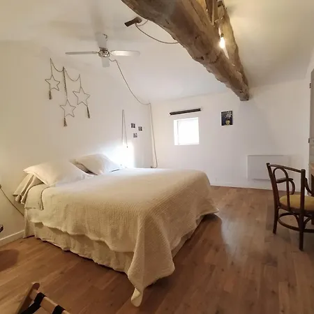 Les Didascalies Bed and Breakfast