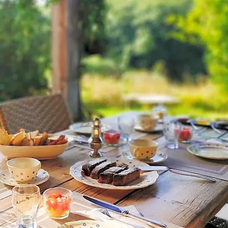 Les Didascalies Bed & Breakfast Vic-Fezensac
